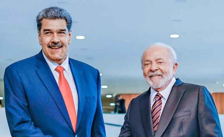 Lula deve se reunir com Maduro durante viagem ao Caribe