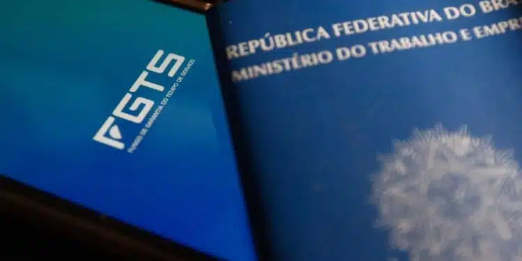 Saque-aniversário do FGTS é liberado para nascidos em abril; veja calendário e o período de retirada