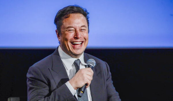 Elon Musk pergunta quanto custa comprar a TV Globo